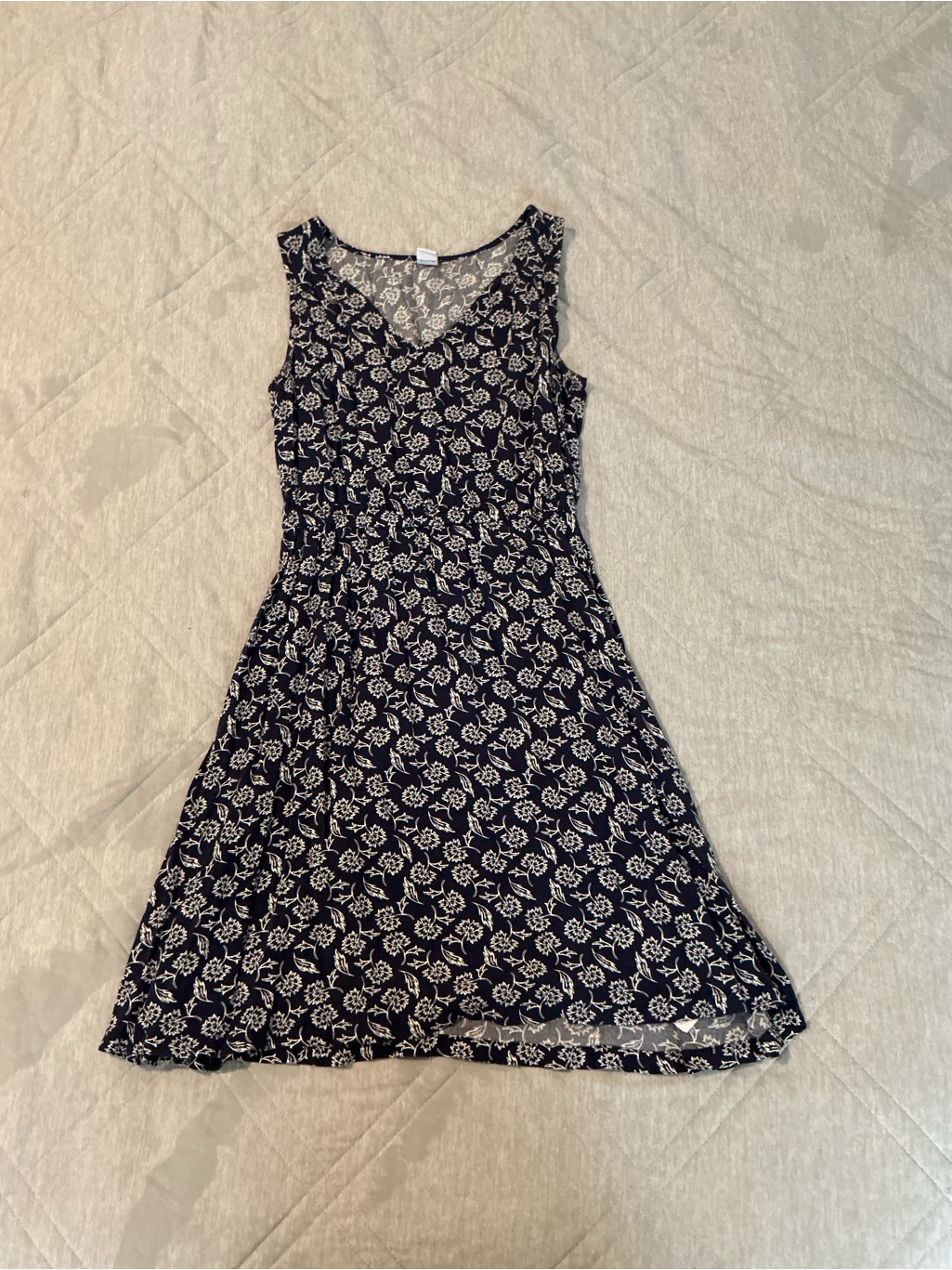 Old Navy Navy And White Floral Midi Dress